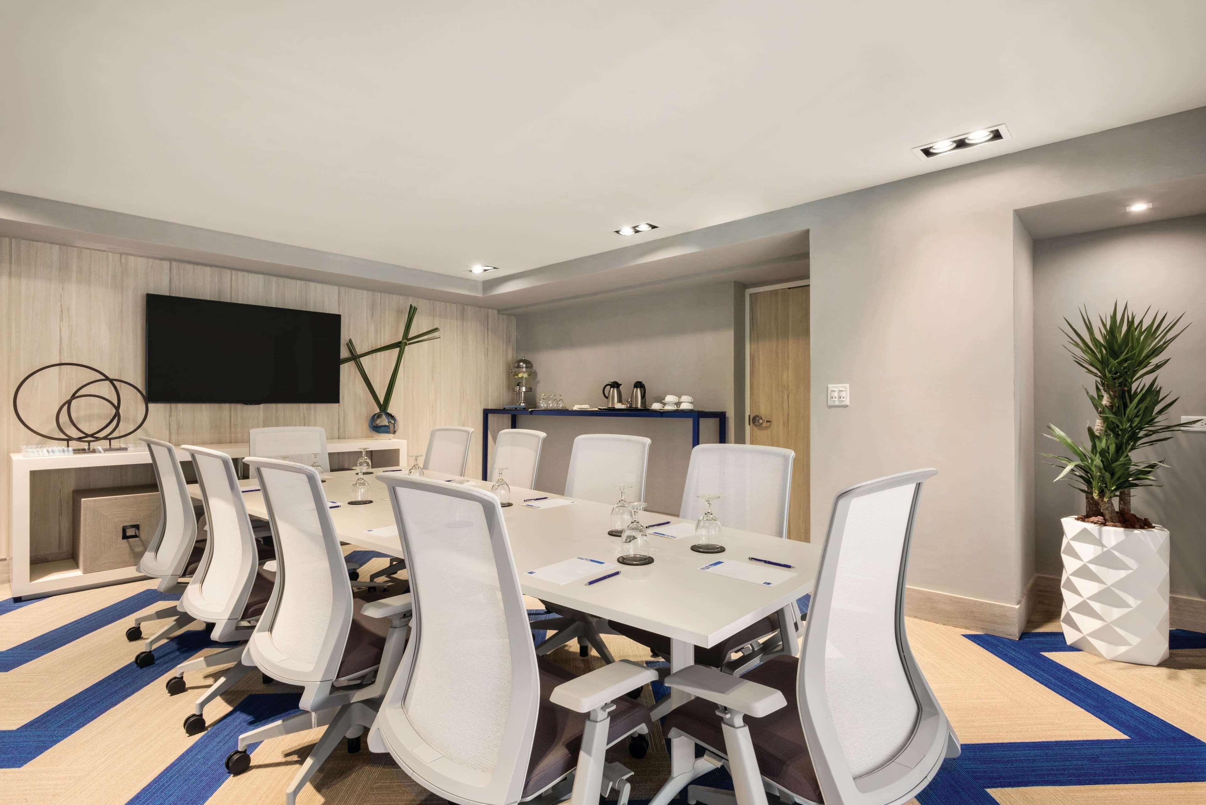 Tryp By Wyndham Isla Verde San Juan Extérieur photo