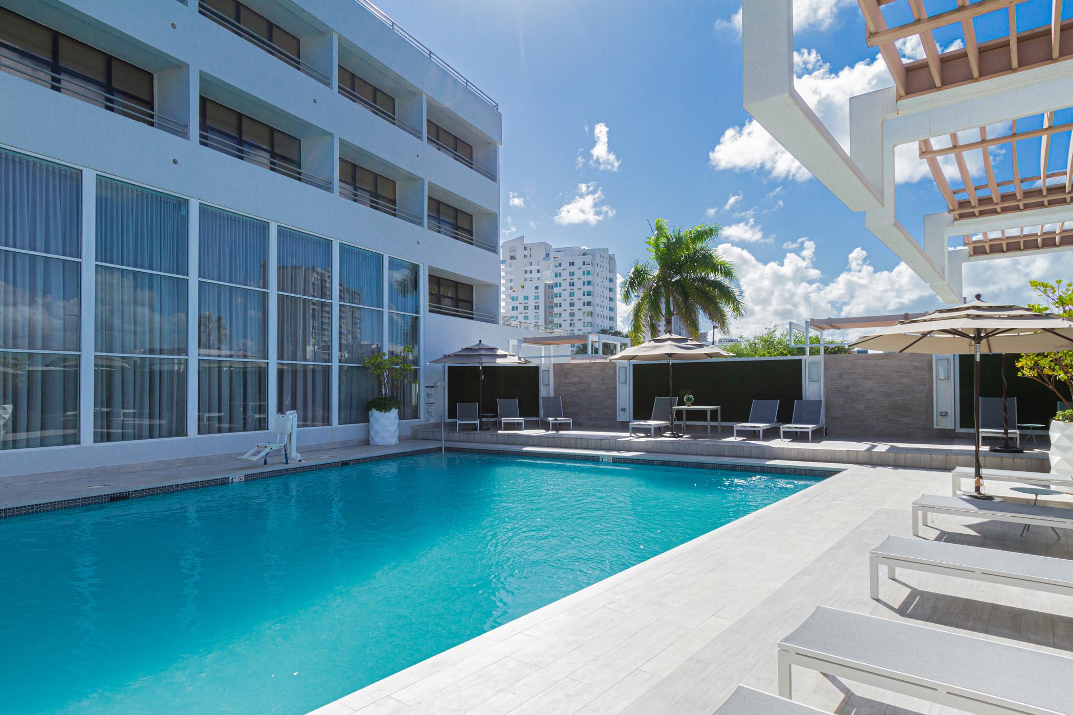 Tryp By Wyndham Isla Verde San Juan Extérieur photo