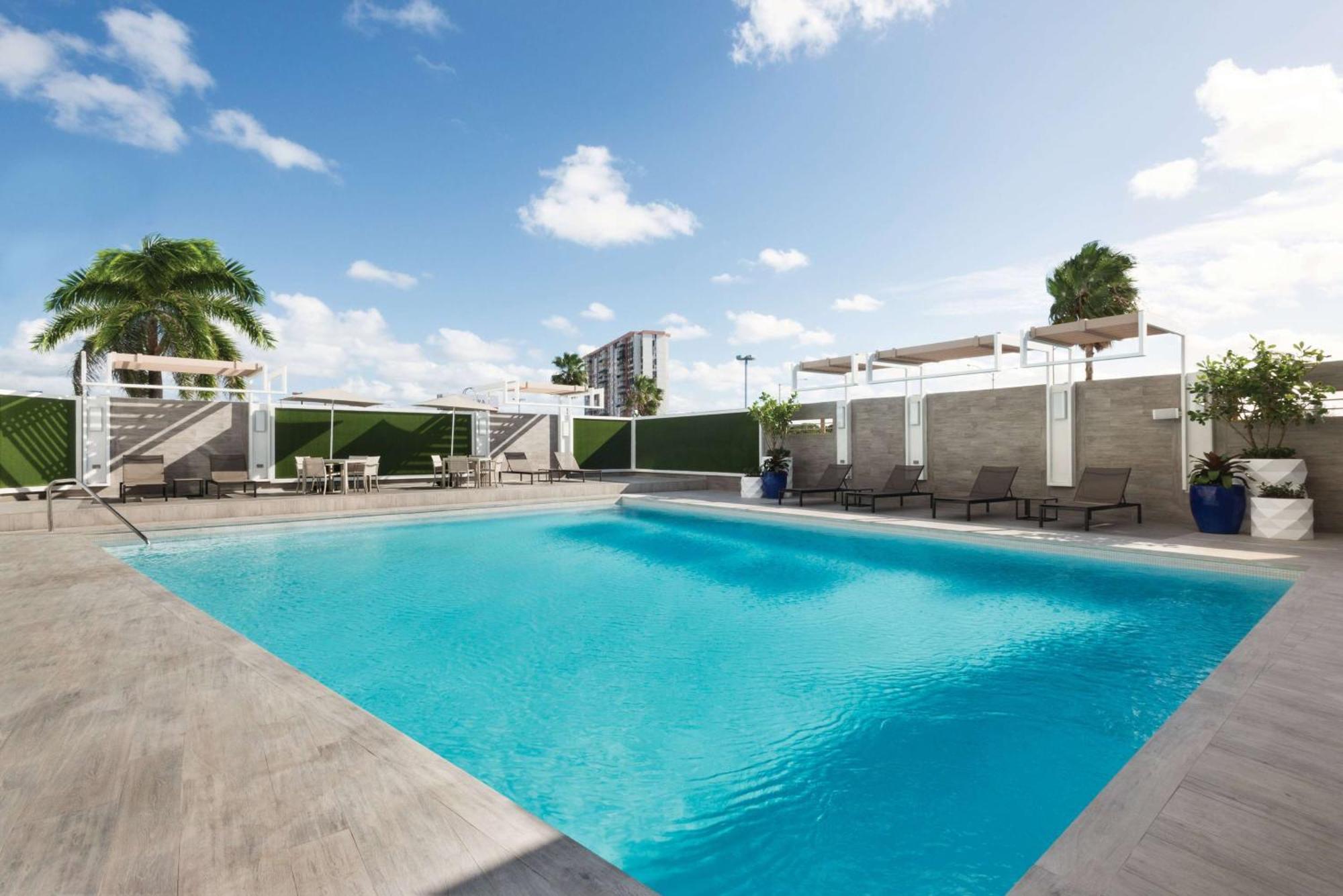 Tryp By Wyndham Isla Verde San Juan Extérieur photo
